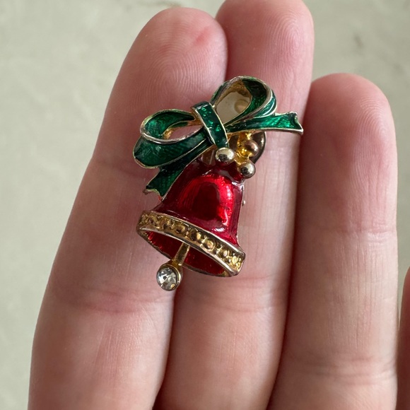 🛎️Clearance Vintage Christmas Bell Clip on Earrings - Picture 6 of 7